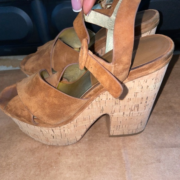 Michael Kors Hilary Suede Cork Platform - Picture 2 of 4